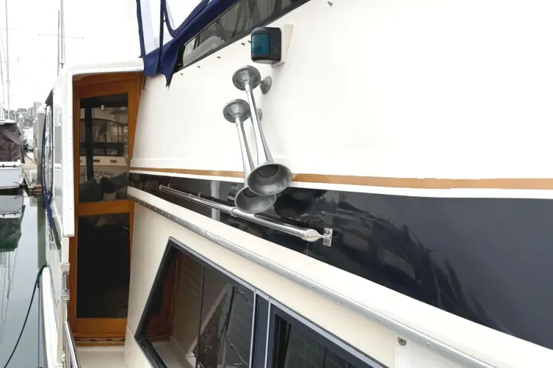 Slide: The Image of Californian 45' Aft Cabin Motor Yacht 1989 - 5