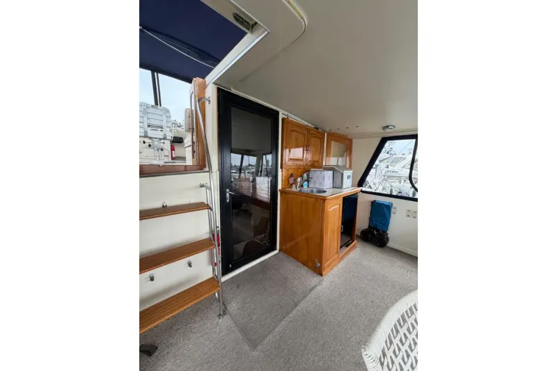 Slide: The Image of Californian 45' Aft Cabin Motor Yacht 1989 - 9