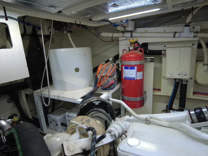 Slide: The Image of Sea Ray FLY 520 2018 - 103
