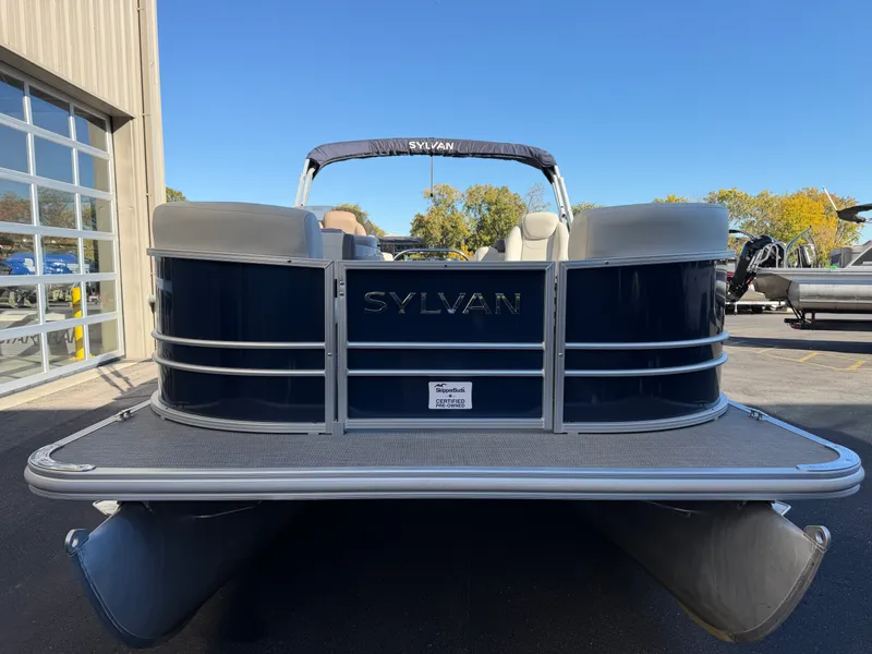 Slide: The Image of Sylvan MIRAGE 8520 2024 - 3