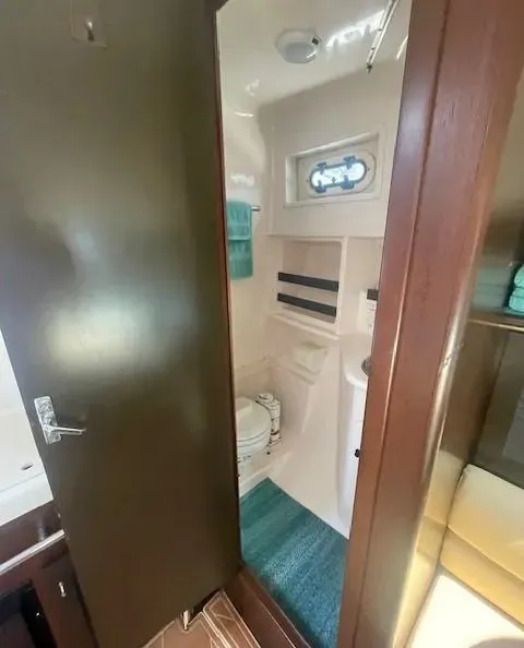 Slide: The Image of Pursuit 3000 Offshore 1999 - 24