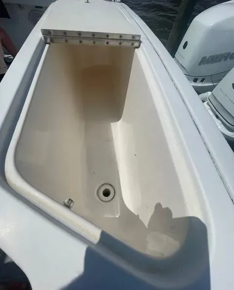 Slide: The Image of Pursuit 3000 Offshore 1999 - 5