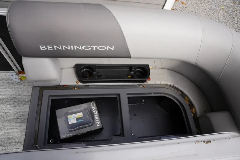 Slide: The Image of Bennington 20SL 2025 - 8