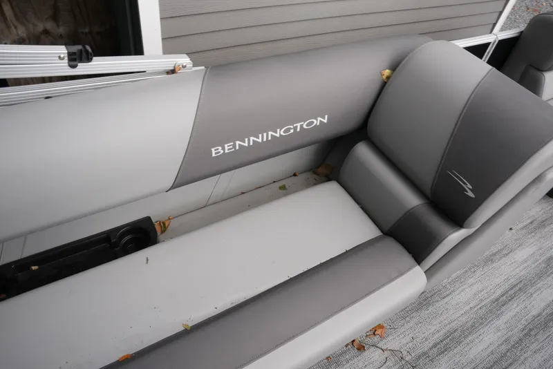 Slide: The Image of Bennington 20SL 2025 - 32
