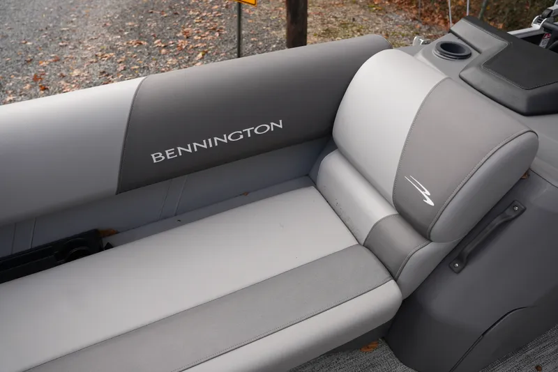 Slide: The Image of Bennington 20SL 2025 - 11