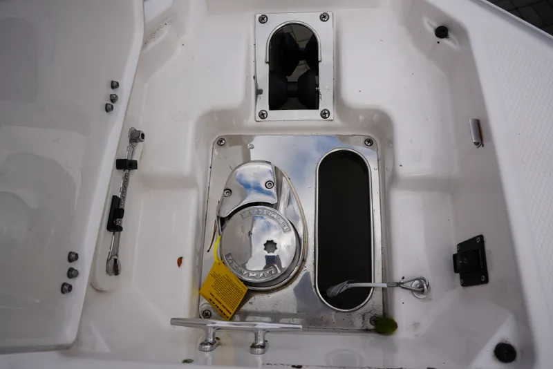 Slide: The Image of Chaparral 270OSX 2024 - 46