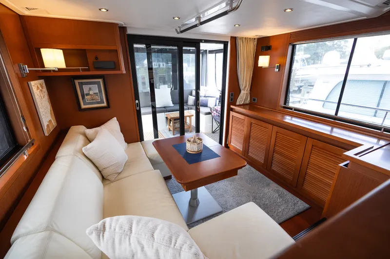 Slide: The Image of Beneteau Swift Trawler 50 2020 - 22