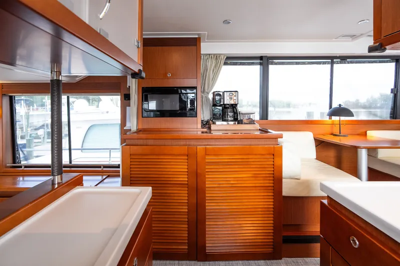 Slide: The Image of Beneteau Swift Trawler 50 2020 - 29