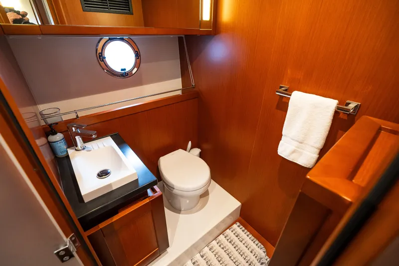 Slide: The Image of Beneteau Swift Trawler 50 2020 - 69