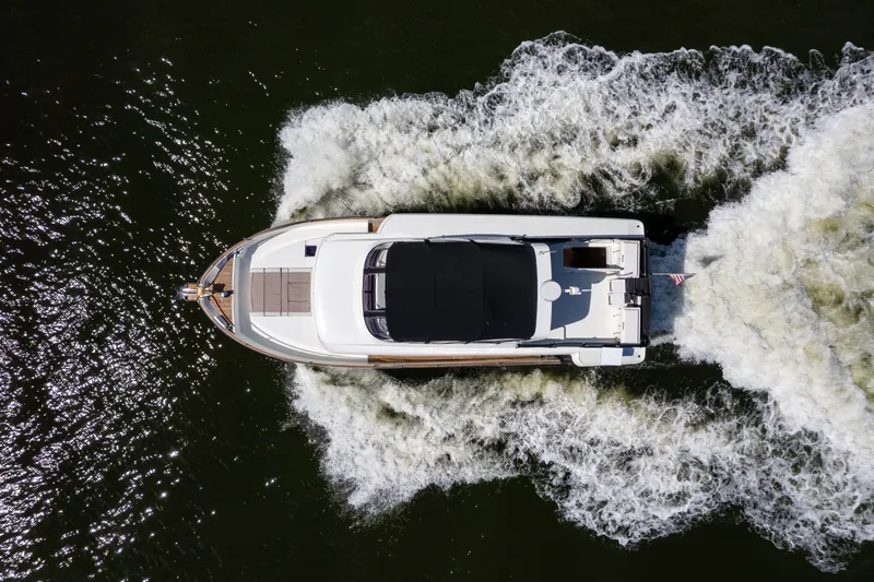 Slide: The Image of Beneteau Swift Trawler 50 2020 - 14