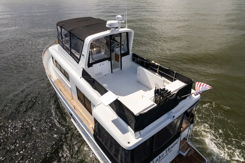 Slide: The Image of Beneteau Swift Trawler 50 2020 - 3
