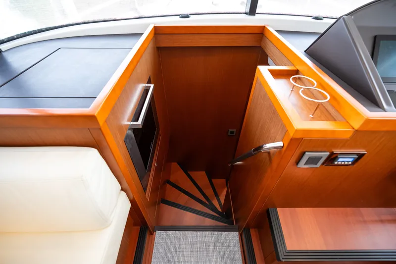 Slide: The Image of Beneteau Swift Trawler 50 2020 - 43