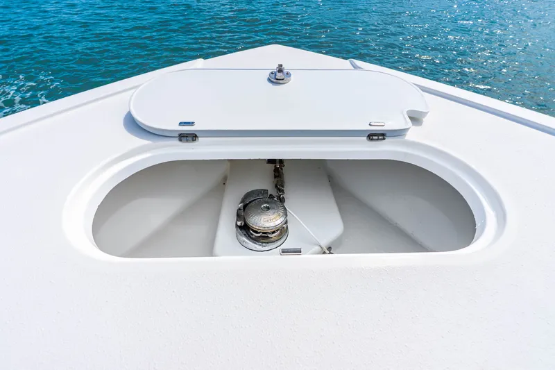 Slide: The Image of Yellowfin 42 Offshore 2019 - 26