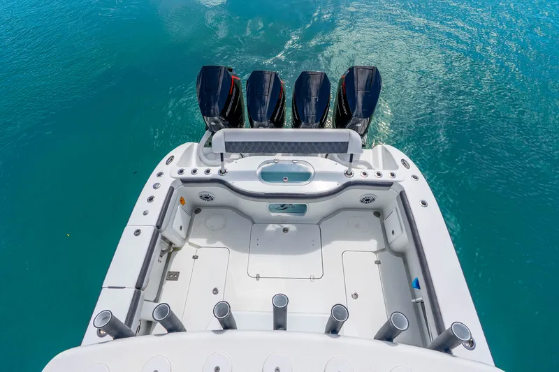 Slide: The Image of Yellowfin 42 Offshore 2019 - 52