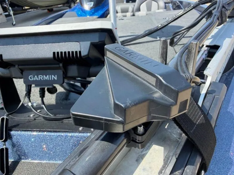 Slide: The Image of Skeeter ZX200 2019 - 11