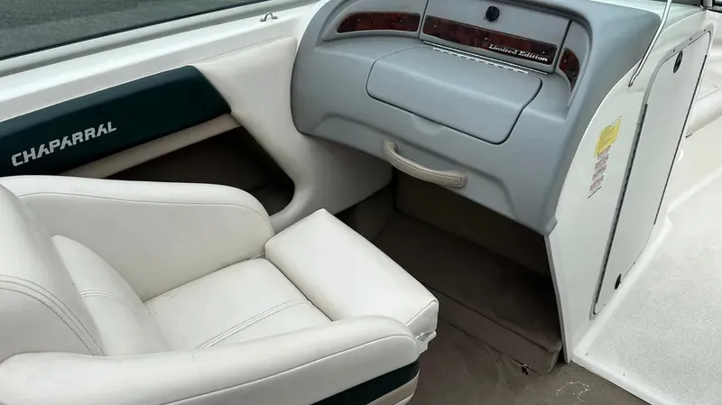 Slide: The Image of Chaparral 2330 SS 1998 - 15