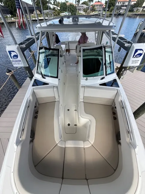 Slide: The Image of Boston Whaler 32 DC 2023 - 31