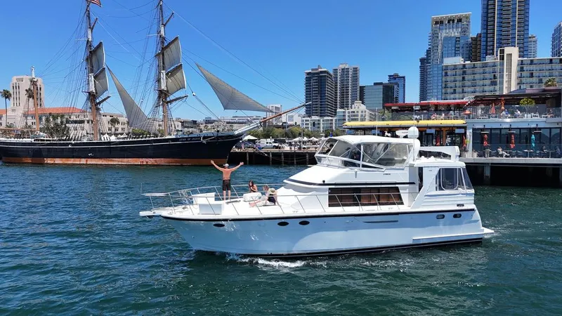 Slide: The Image of Jefferson Yachts RIVANNA 2002 - 4