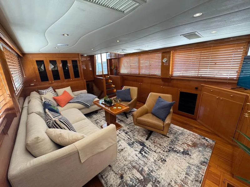 Slide: The Image of Jefferson Yachts RIVANNA 2002 - 32