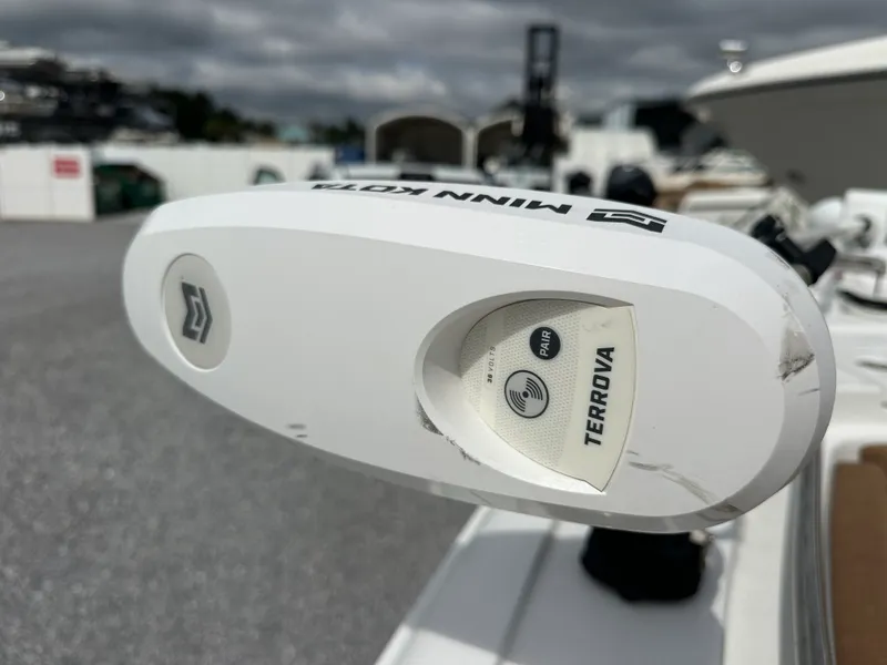 Slide: The Image of Sea Hunt 239 ULTRA SE 2025 - 23