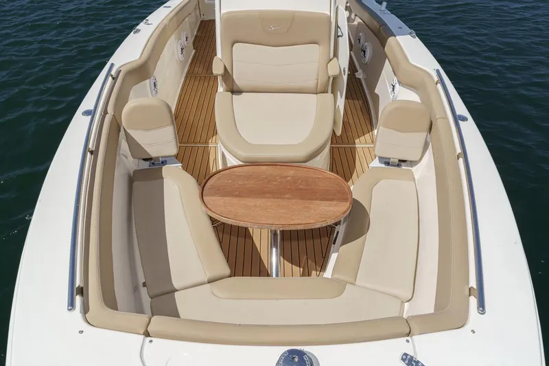 Slide: The Image of Scout 235 XSF 2020 - 25