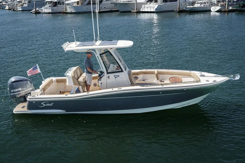 Slide: The Image of Scout 235 XSF 2020 - 5