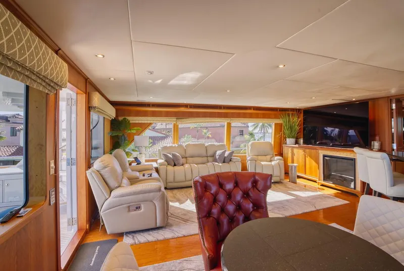 Slide: The Image of Palmer Johnson 128 TRI-DECK 2000 - 21