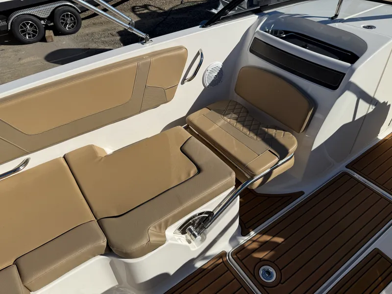 Slide: The Image of Bayliner VR6 BR OB 2022 - 12