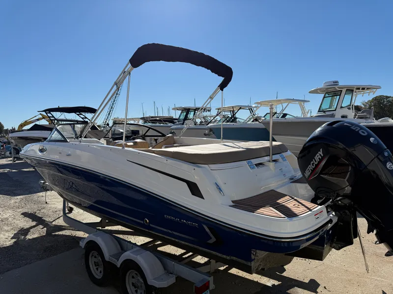 Slide: The Image of Bayliner VR6 BR OB 2022 - 5