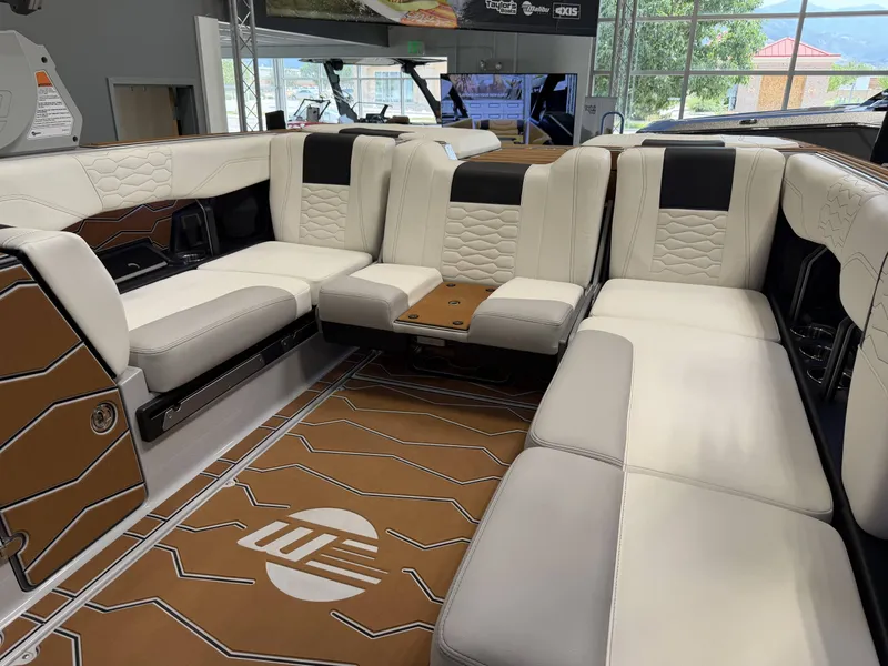 Slide: The Image of Malibu 24 MXZ 2026 - 36