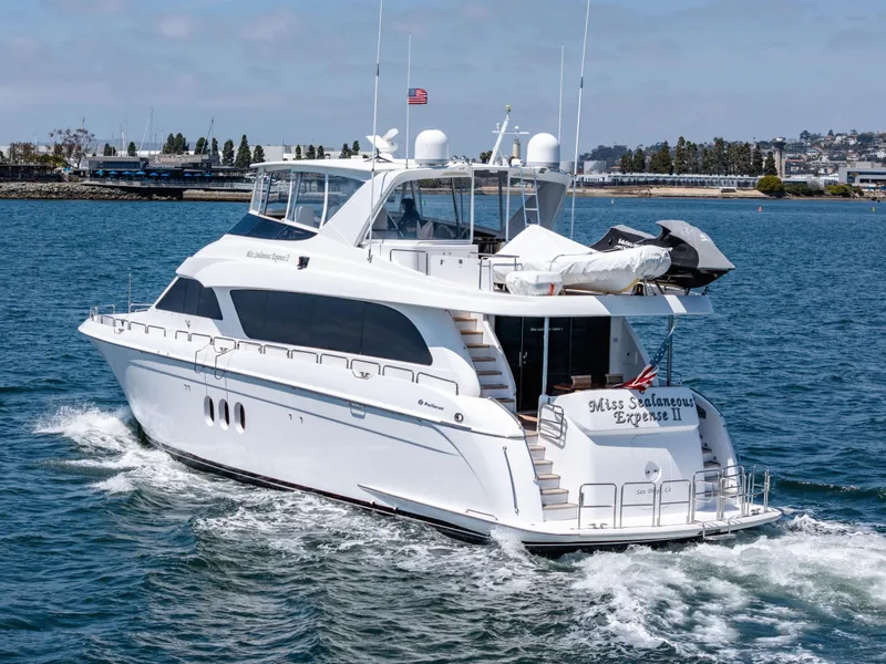 Slide: The Image of Hatteras 72 Motor Yacht 2008 - 7
