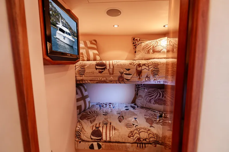 Slide: The Image of Hatteras 72 Motor Yacht 2008 - 45