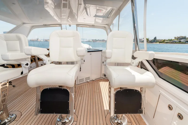 Slide: The Image of Hatteras 72 Motor Yacht 2008 - 19