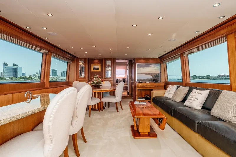 Slide: The Image of Hatteras 72 Motor Yacht 2008 - 22