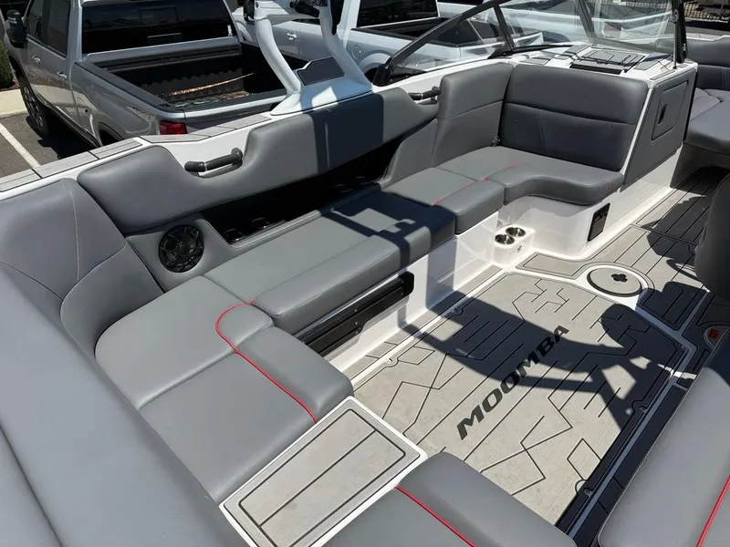 Slide: The Image of MOOMBA Max 2023 - 10
