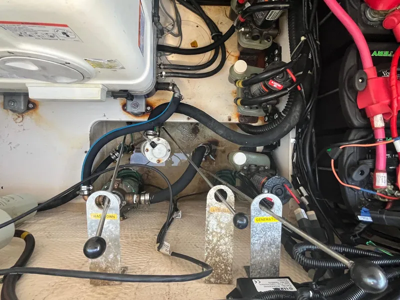 Slide: The Image of Grady-White FREEDOM 375 2014 - 25
