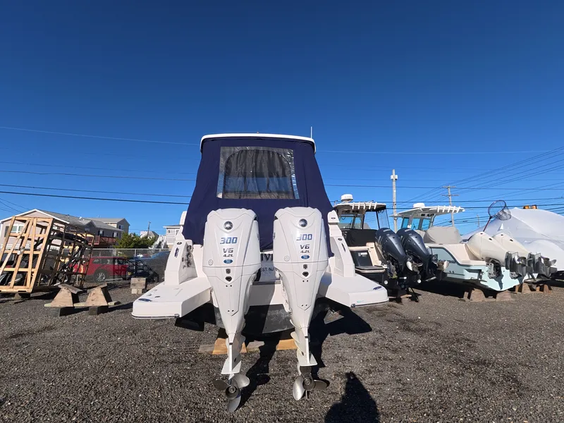 Slide: The Image of Regal 33 XO 2022 - 3