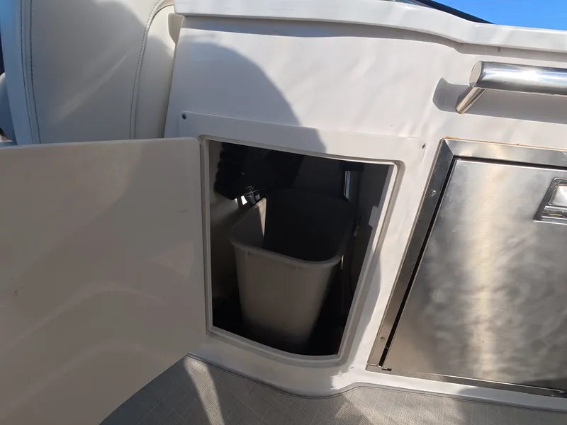 Slide: The Image of Regal 33 XO 2022 - 12