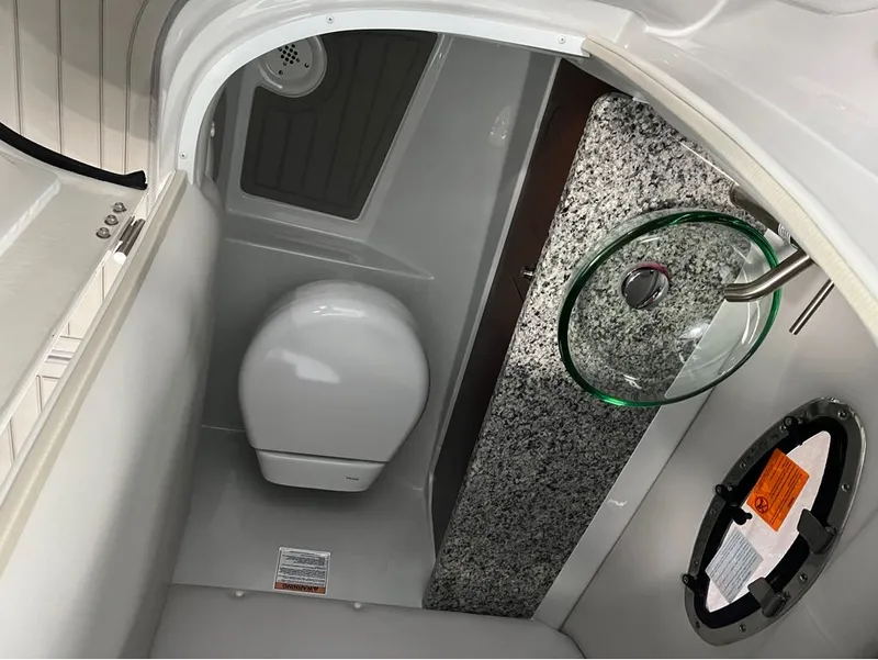 Slide: The Image of Crownline Boats E275 2024 - 14