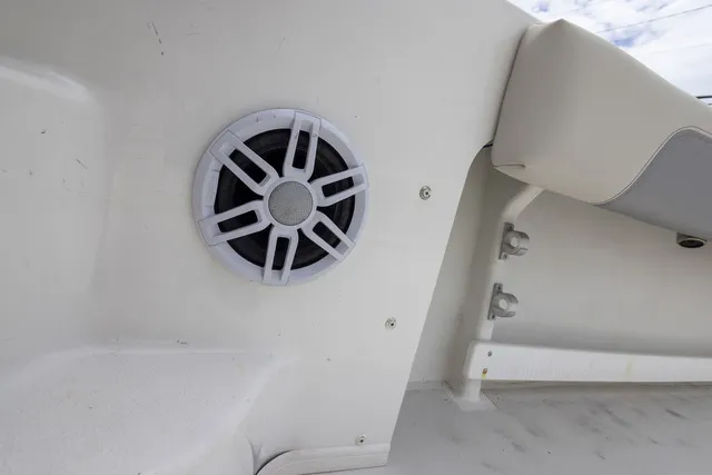 Slide: The Image of OTHER USED BOATS 2520 PARKER SPORT CABIN 2022 - 3