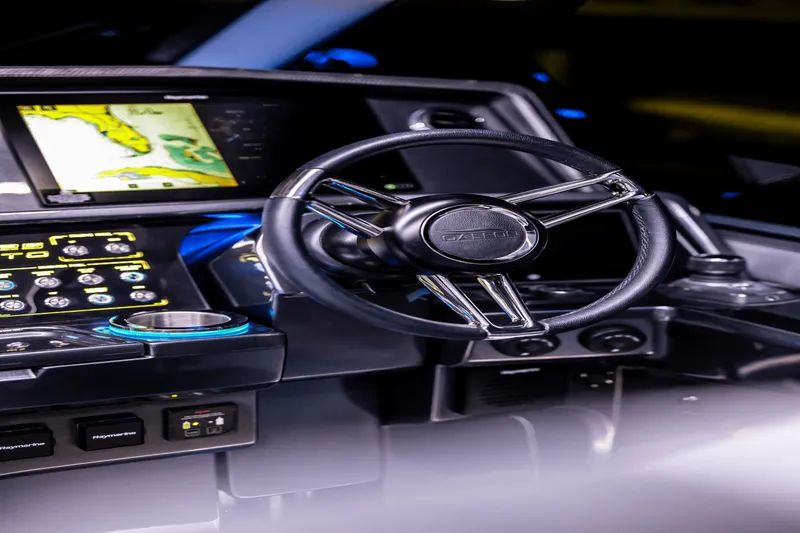 Slide: The Image of Galeon 335 GTO 2026 - 44