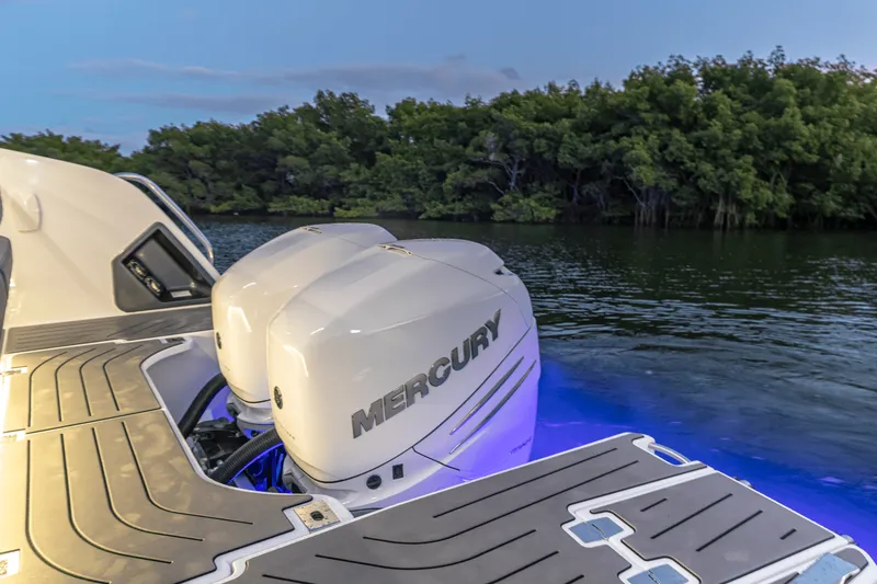 Slide: The Image of Galeon 335 GTO 2026 - 113