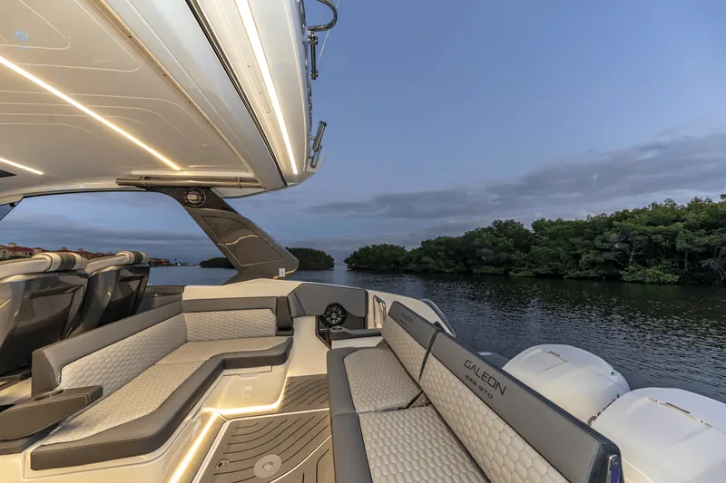 Slide: The Image of Galeon 335 GTO 2026 - 94