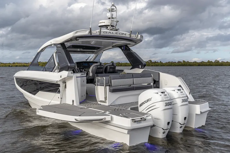 Slide: The Image of Galeon 335 GTO 2026 - 115