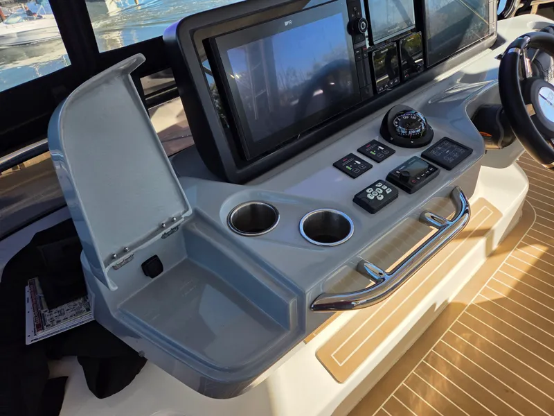 Slide: The Image of Aquila 46 YACHT 2026 - 23
