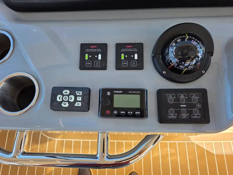 Slide: The Image of Aquila 46 YACHT 2026 - 22