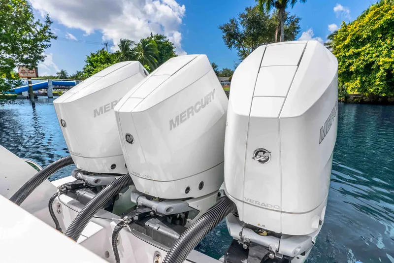 Slide: The Image of Intrepid 375 NOMAD FE 2024 - 37