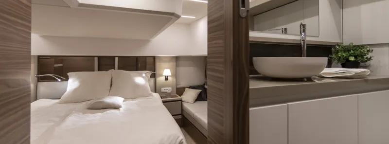 Slide: The Image of Greenline 45 Fly Hybrid 2024 - 3
