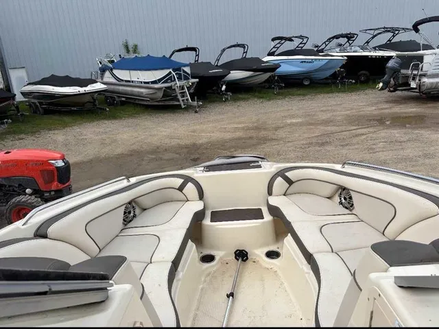 Slide: The Image of Yamaha 242 LTD S 2014 - 3