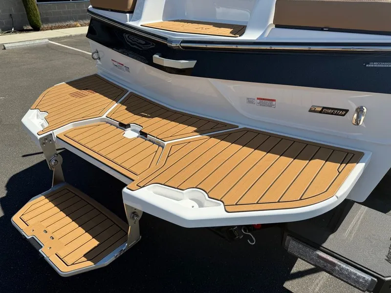 Slide: The Image of MasterCraft XT23 2026 - 8